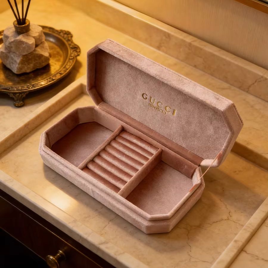 Borsa Gucci in Velluto Rosa Ch - Ysl Beauty Makeup recensione e prezzo