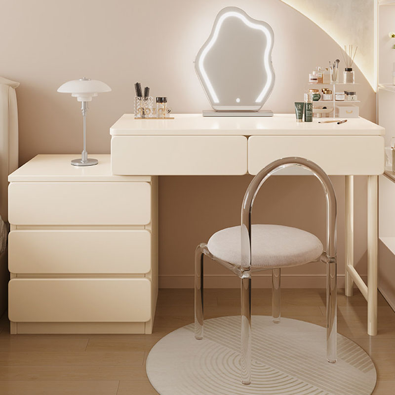 Toeletta Moderna con Specchio  - Makeup Beauty Lounge recensione e prezzo