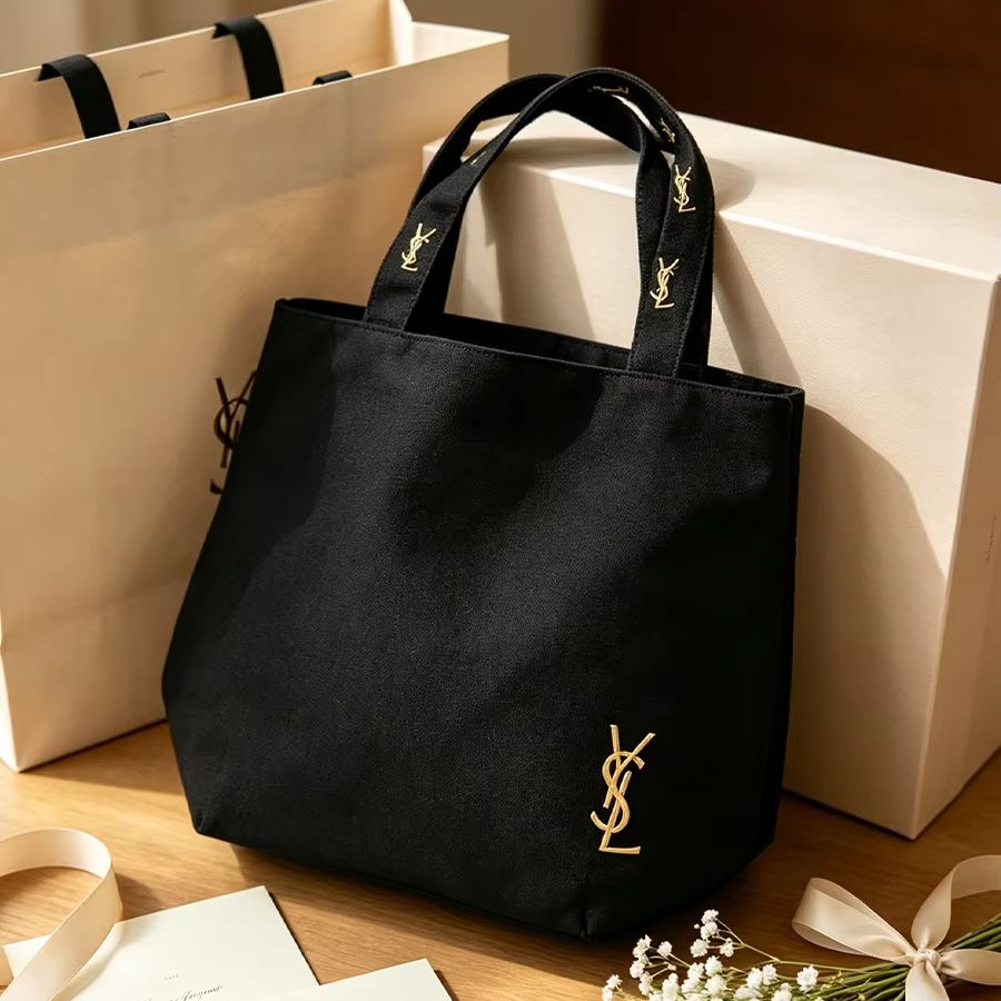 Borsa YSL di Yves Saint Lauren - Ysl Beauty Makeup recensione e prezzo