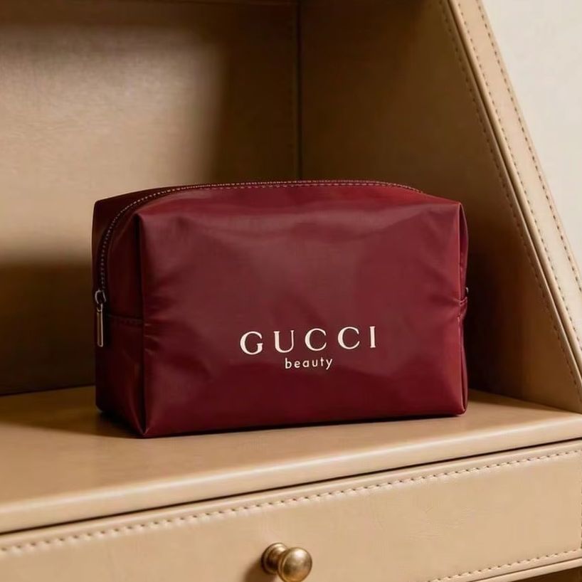 Borsa Gucci in tela rossa resi - Ysl Beauty Makeup recensione e prezzo