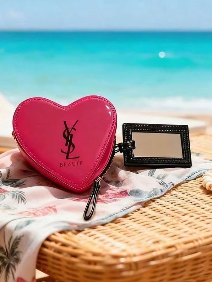 Borsa per il Trucco YSL Rosa C - Ysl Beauty Makeup recensione e prezzo